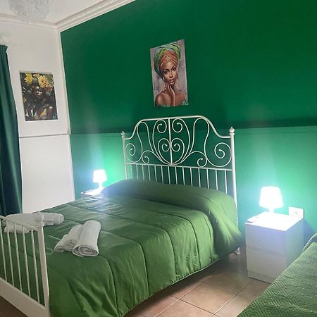 Casa Vacanze Paola Porto Empedocle Eksteriør billede